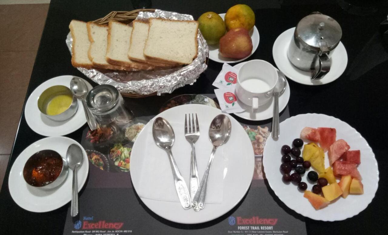 فندق إكسيلنسي Kochi المظهر الخارجي الصورة
